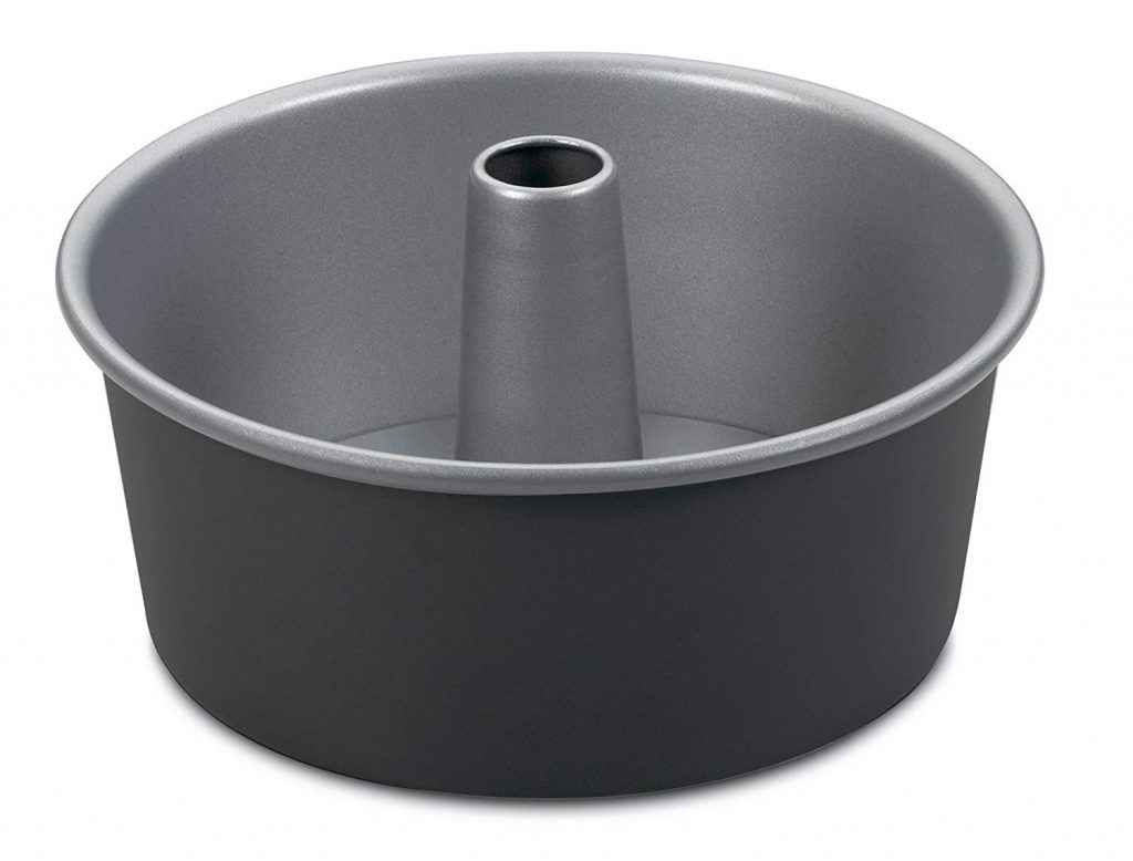 Cuisinart classic non stick bakeware for cake, with hole in middle