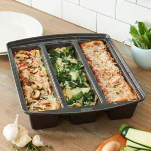Chicago metallic professional Lasagna Pan with Dividers 