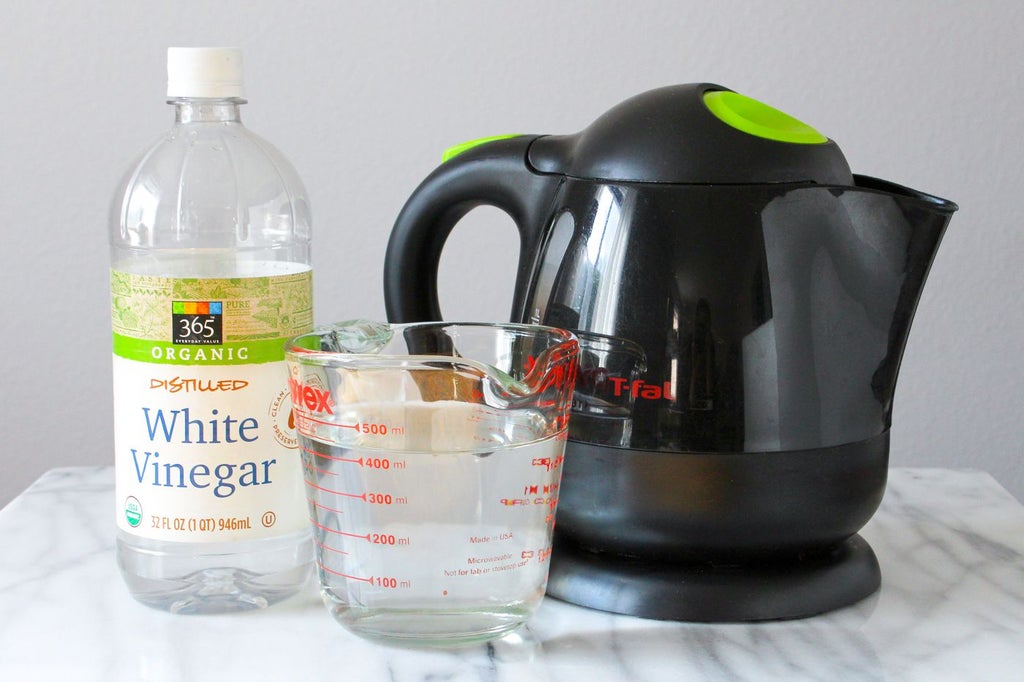 How to clean a tea kettle with Vinegar