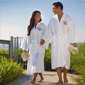 matching useful wedding bathrobes for new couple as wedding gift
