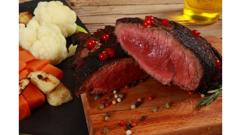 Sous Vide vs Reverse Sear for Cooking Steaks