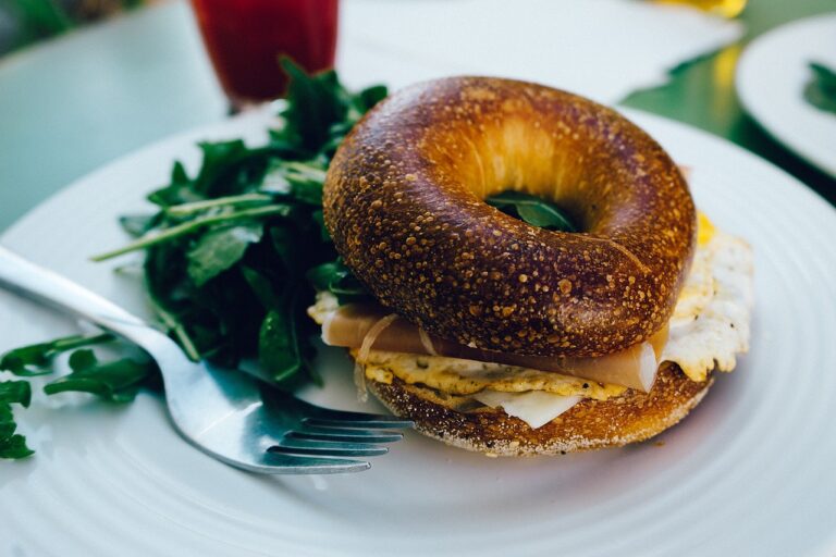 How To Defrost A Bagel In An Air Fryer?